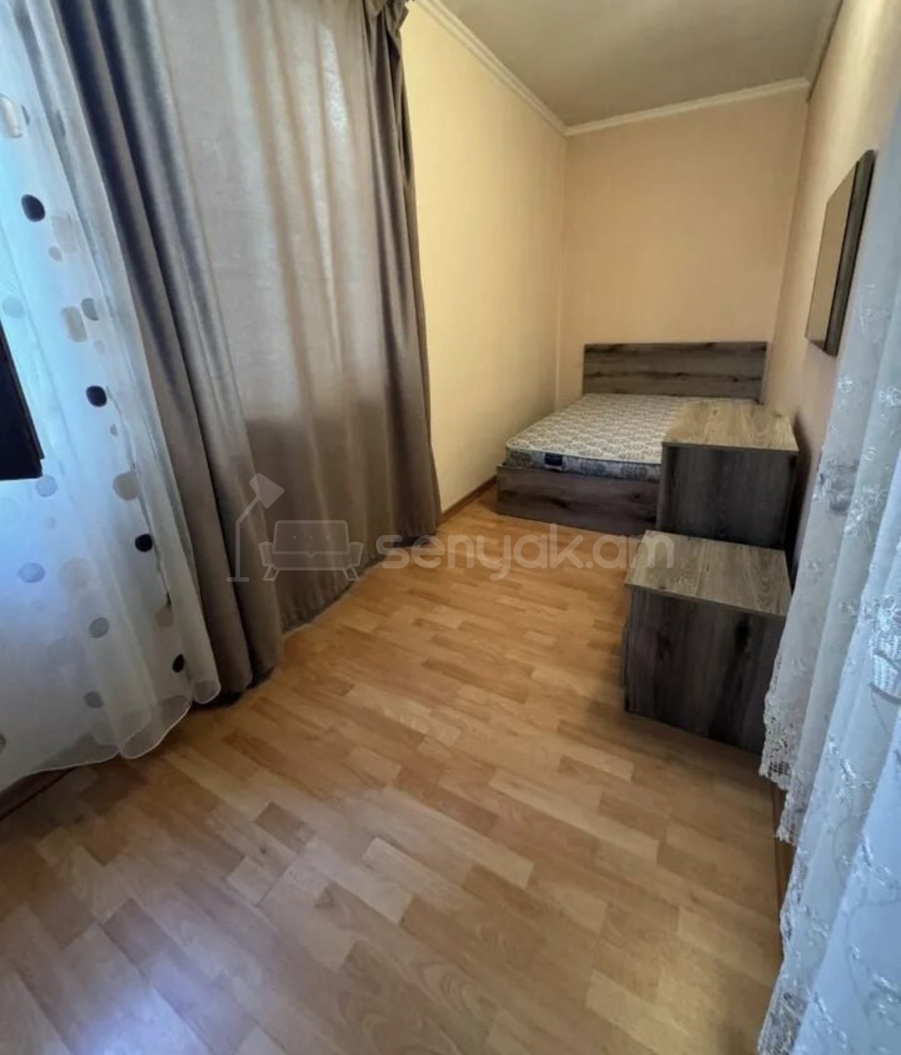 3 Սենյականոց Բնակարան Նորակառույցում, 82քմ, 3/9 հարկ, Դիզայներական Վերանորոգված, Կահավորված