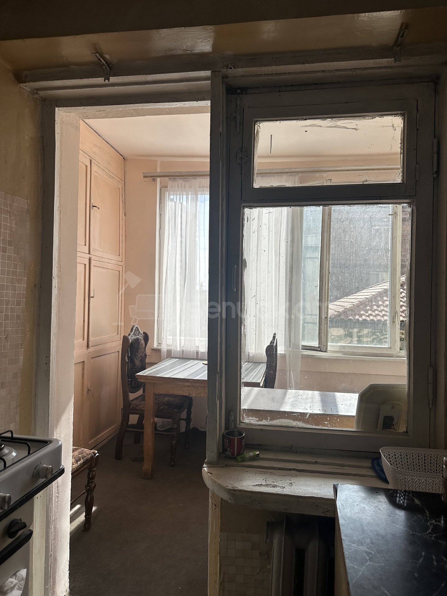 2 Սենյականոց Բնակարան Քարե Շենքում, 45քմ, 3/5 հարկ, Նորմալ Վիճակում