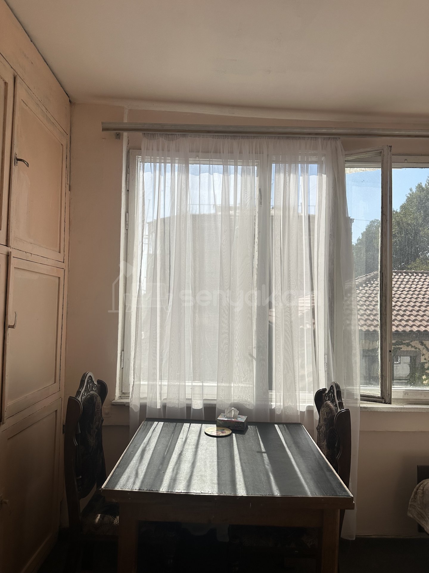 2 Սենյականոց Բնակարան Քարե Շենքում, 45քմ, 3/5 հարկ, Նորմալ Վիճակում