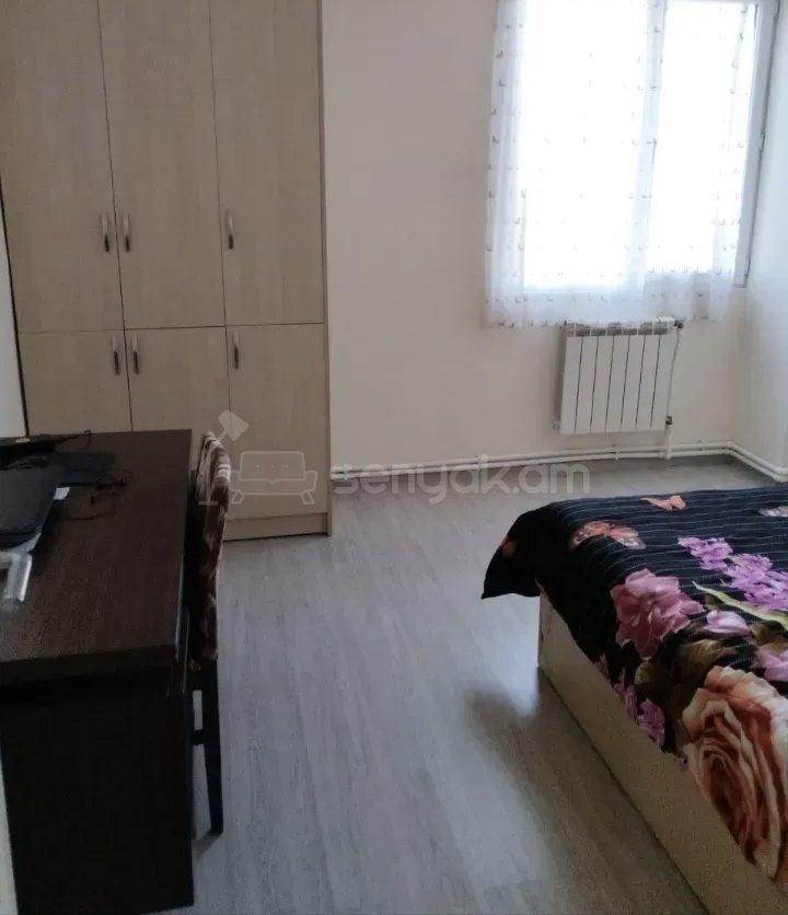 3 Սենյականոց Բնակարան, 78քմ, 9/9 հարկ, Կապիտալ Վերանորոգված, Կահավորված, Արևկող