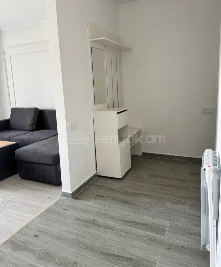 2 Սենյականոց Բնակարան, 56քմ, 9/9 հարկ, Կապիտալ Վերանորոգված, Կահավորված, Արևկող