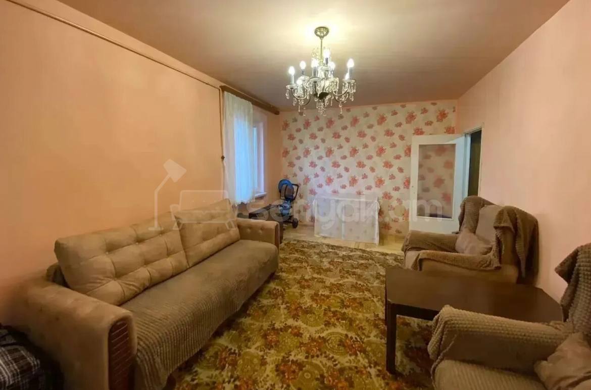 2 Սենյականոց Բնակարան Քարե Շենքում, 47քմ, 9/9 հարկ, Նորմալ Վիճակում, Կահավորված