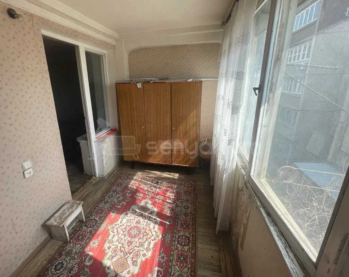 2 Սենյականոց Բնակարան Քարե Շենքում, 48քմ, 4/5 հարկ, Պետական Վիճակում