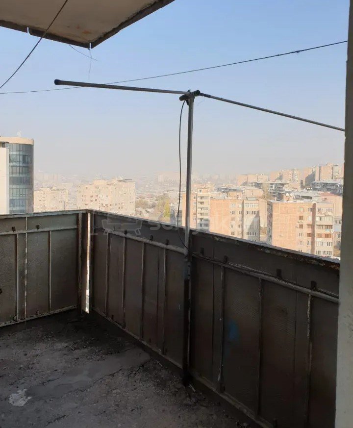 2 Սենյականոց Բնակարան, 62քմ, 10/12 հարկ, Պետական Վիճակում