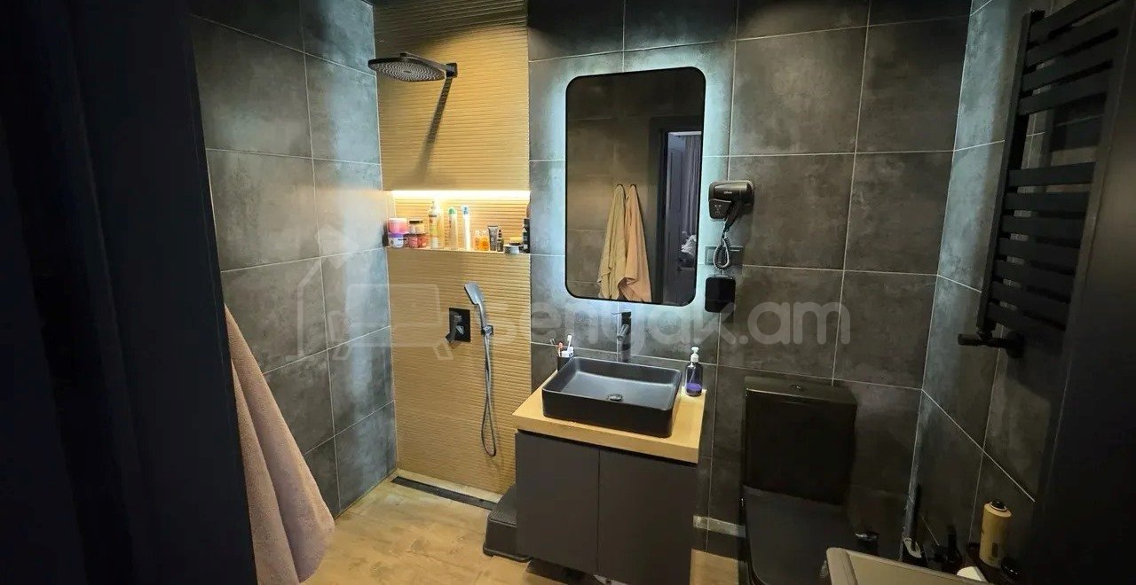 2 Սենյականոց Բնակարան Նորակառույցում, 60քմ, 13/14 հարկ, Կապիտալ Վերանորոգված