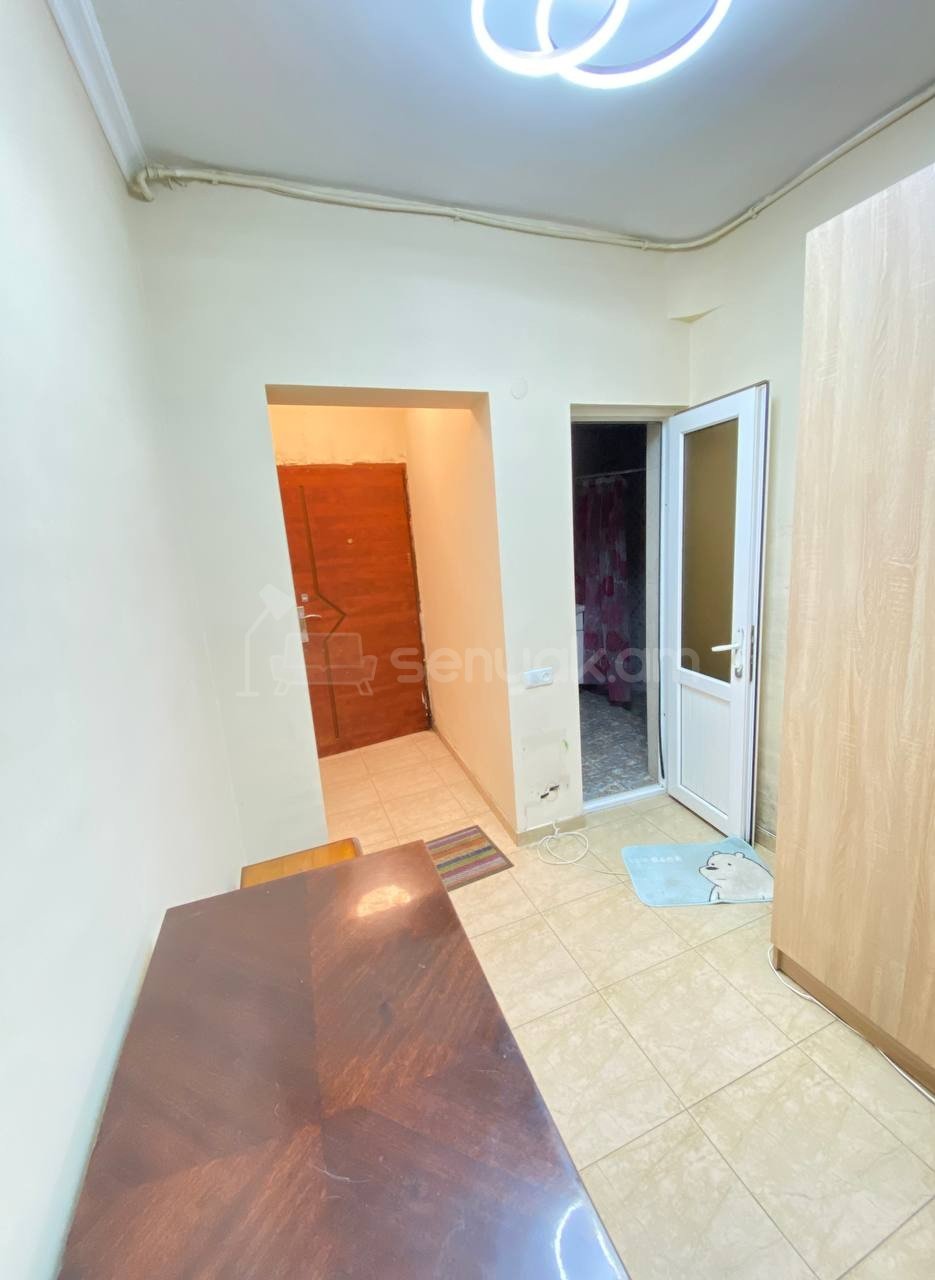 2 Սենյականոց Բնակարան, 50քմ, 1/9 հարկ, Կապիտալ Վերանորոգված, Կահավորված