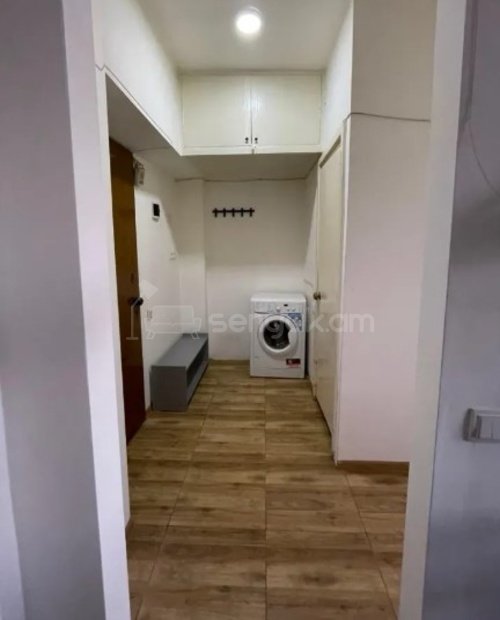 1 Սենյականոց Բնակարան Քարե Շենքում, 32քմ, 2/5 հարկ, Կապիտալ Վերանորոգված, Կահավորված, Արևկող