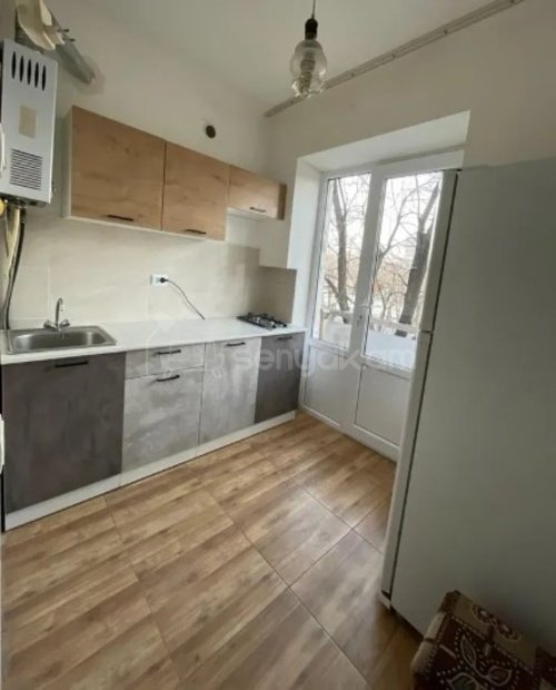 1 Սենյականոց Բնակարան Քարե Շենքում, 32քմ, 2/5 հարկ, Կապիտալ Վերանորոգված, Կահավորված, Արևկող