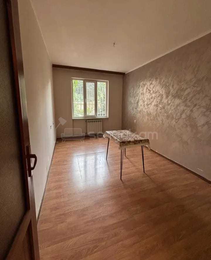 3 Սենյականոց Բնակարան, 80քմ, 1/9 հարկ, Կապիտալ Վերանորոգված