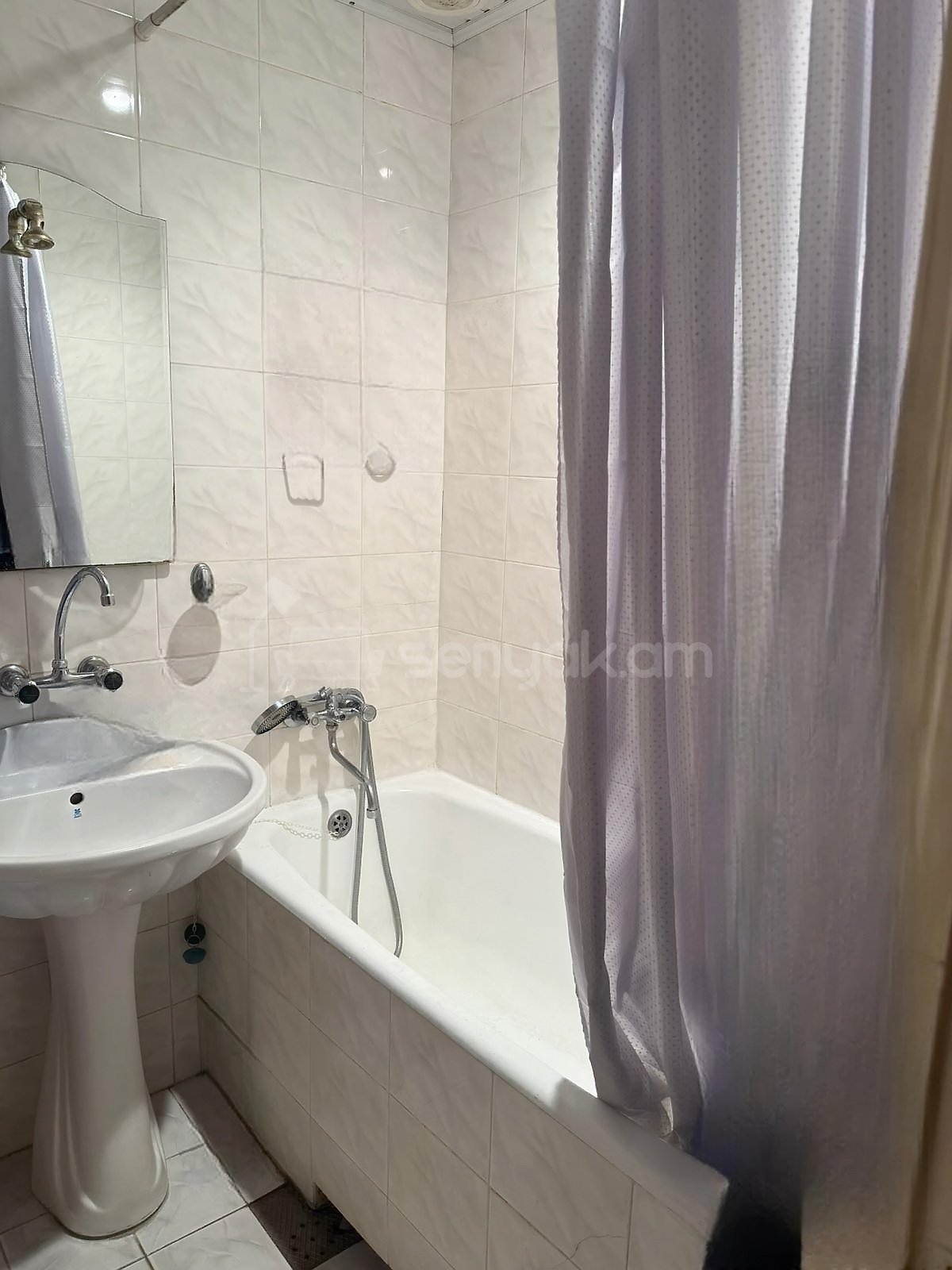 3 Սենյականոց Բնակարան, 80քմ, 11/16 հարկ, Կոսմետիկ Վերանորոգված