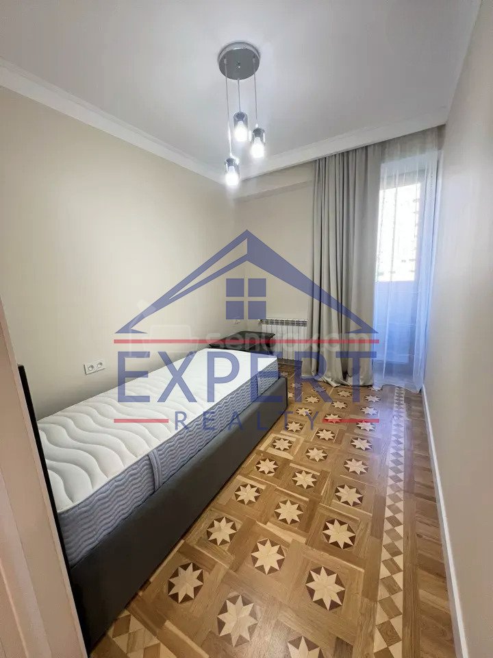 4 Սենյականոց Բնակարան, 82քմ, 7/9 հարկ, Կապիտալ Վերանորոգված, Կահավորված, Արևկող