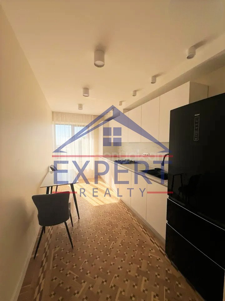 4 Սենյականոց Բնակարան, 82քմ, 7/9 հարկ, Կապիտալ Վերանորոգված, Կահավորված, Արևկող