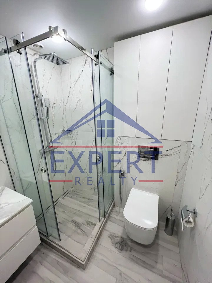 4 Սենյականոց Բնակարան, 82քմ, 7/9 հարկ, Կապիտալ Վերանորոգված, Կահավորված, Արևկող