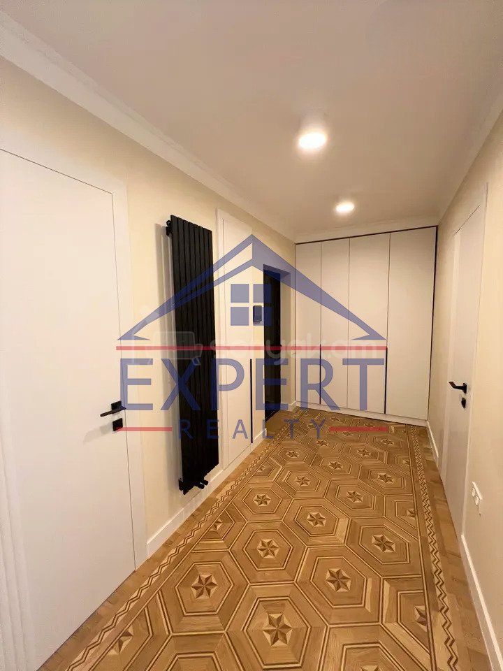 4 Սենյականոց Բնակարան, 82քմ, 7/9 հարկ, Կապիտալ Վերանորոգված, Կահավորված, Արևկող