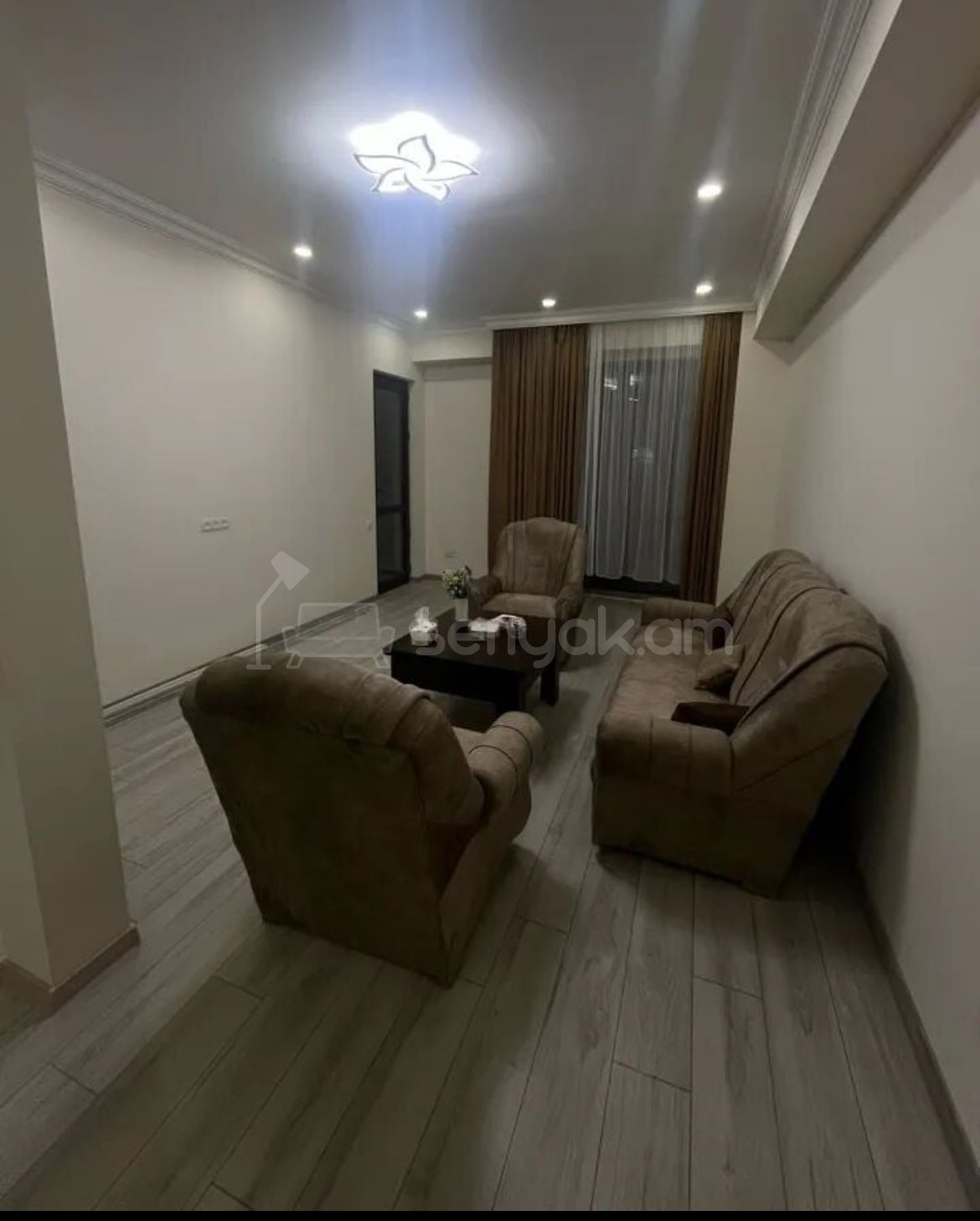 2 Սենյականոց Բնակարան Նորակառույցում, 58քմ, 5/13 հարկ, Կապիտալ Վերանորոգված, Կահավորված, Արևկող