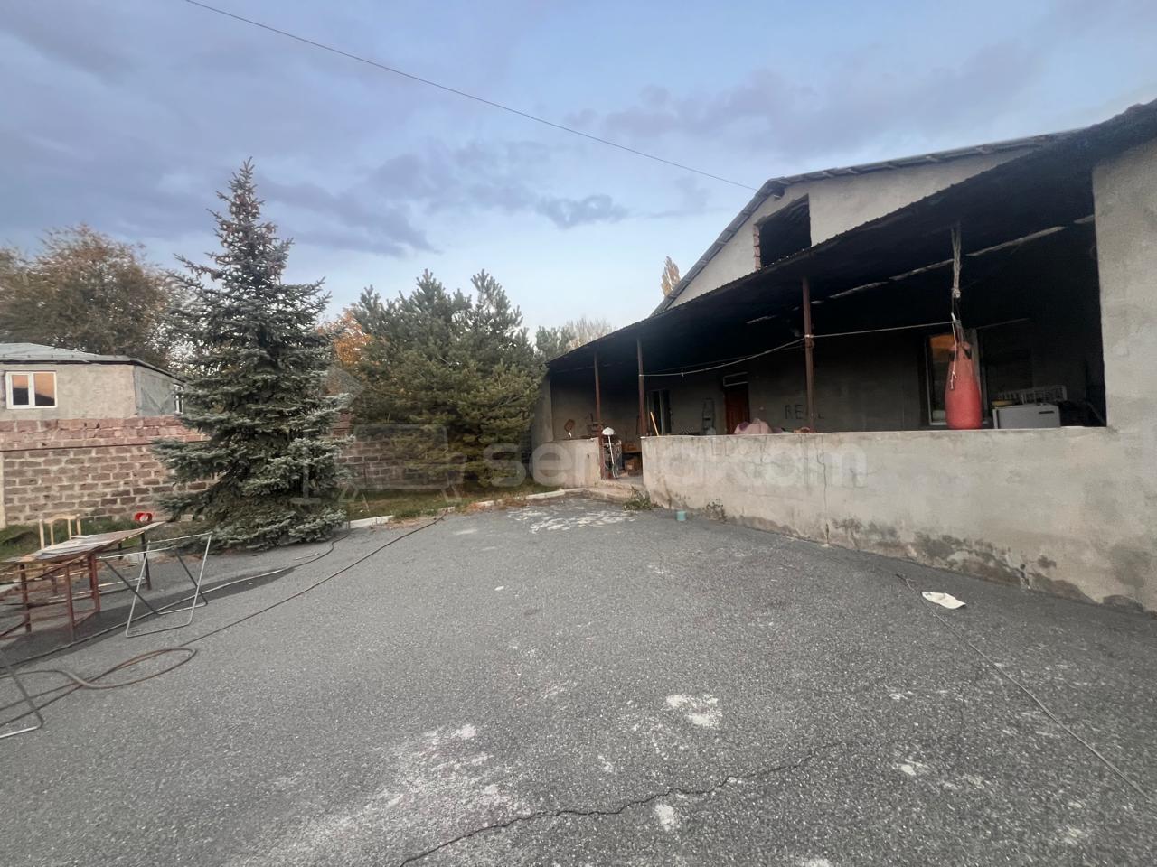 4 Սենյականոց Սեփական Տուն, 182քմ, Նորմալ Վիճակում