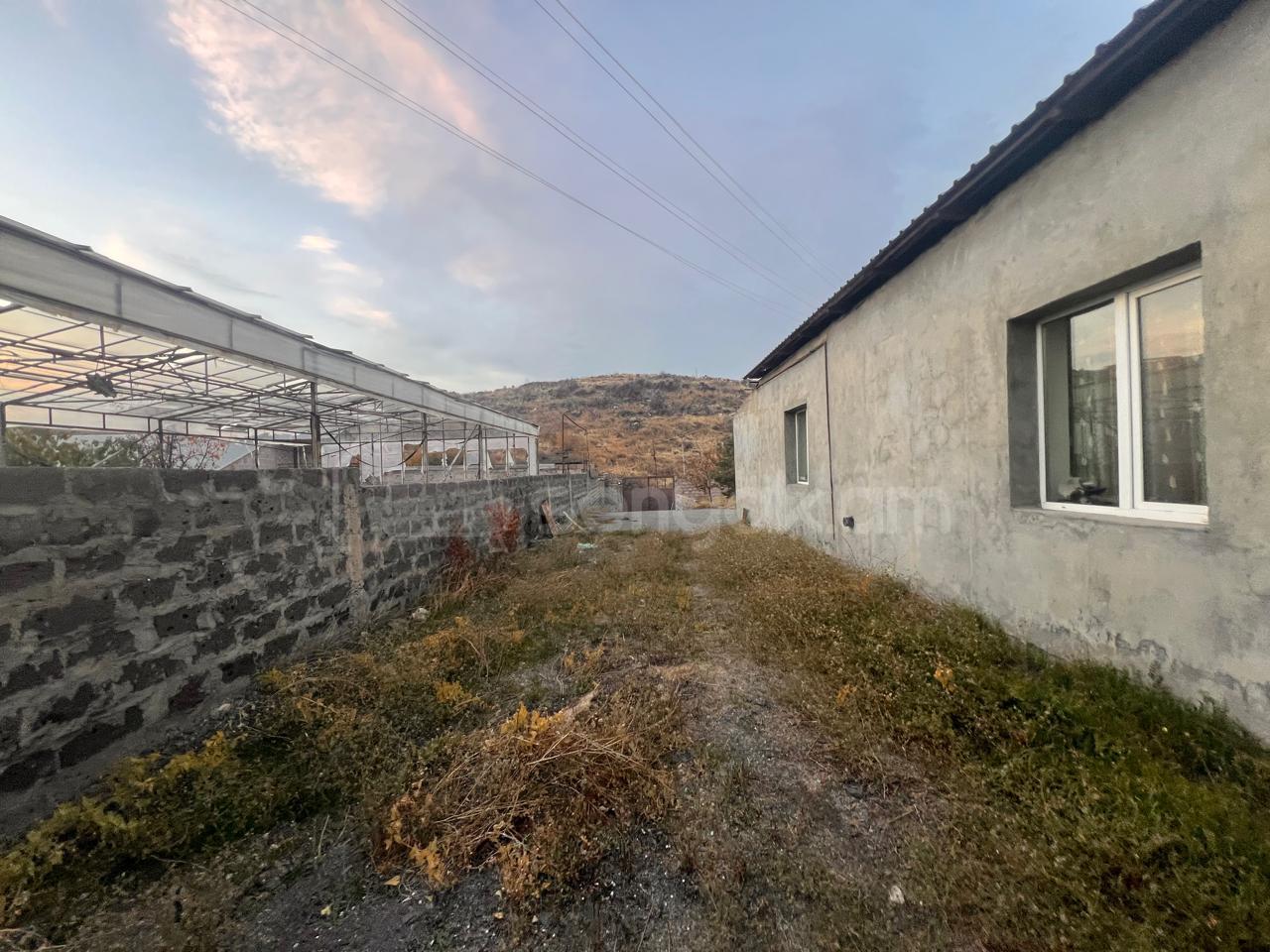 4 Սենյականոց Սեփական Տուն, 182քմ, Նորմալ Վիճակում