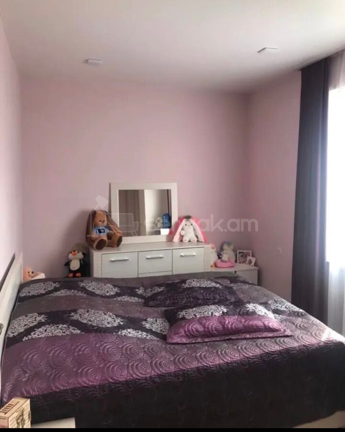 3 Սենյականոց Բնակարան Քարե Շենքում, 75քմ, 5/5 հարկ, Կապիտալ Վերանորոգված