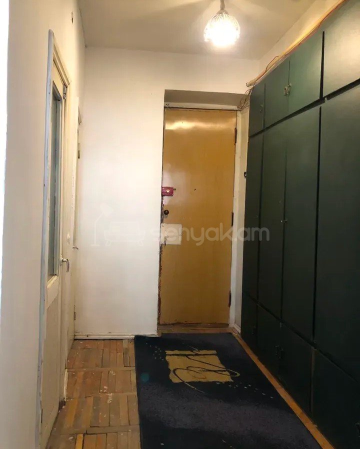 1 Սենյականոց Բնակարան Քարե Շենքում, 48քմ, 2/5 հարկ, Նորմալ Վիճակում, Կահավորված, Արևկող