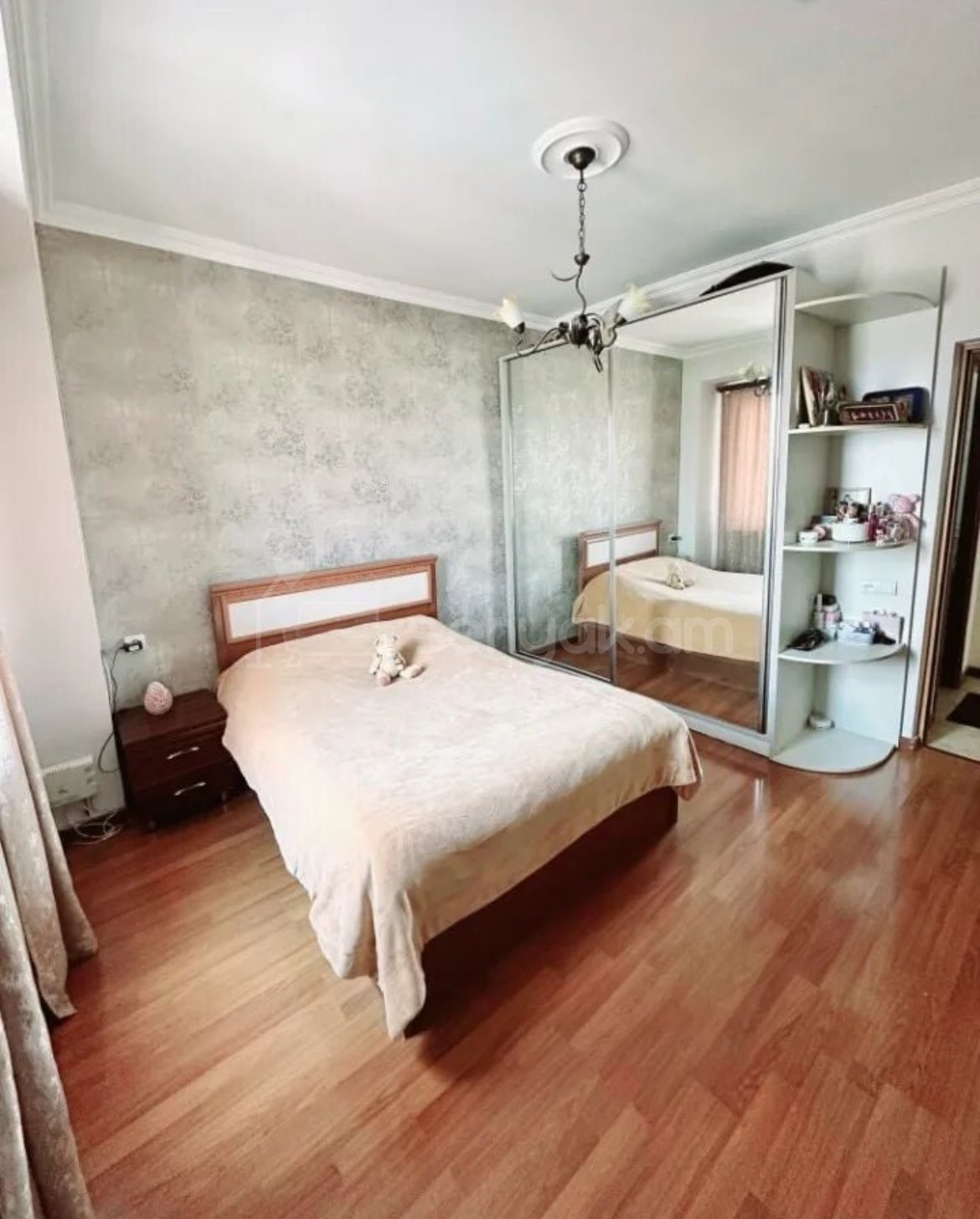 3 Սենյականոց Բնակարան, 81քմ, 13/16 հարկ, Կապիտալ Վերանորոգված