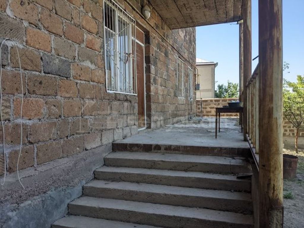 5 Սենյականոց Սեփական Տուն, 200քմ, Կոսմետիկ Վերանորոգված, Ավտոտնակով