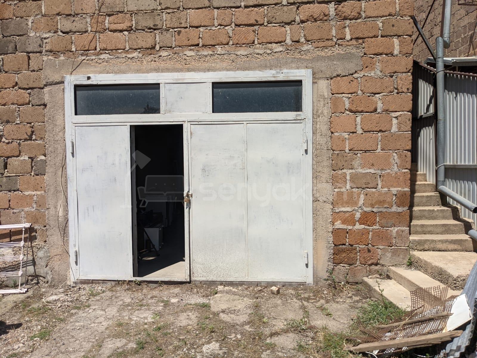 5 Սենյականոց Սեփական Տուն, 200քմ, Կոսմետիկ Վերանորոգված, Ավտոտնակով