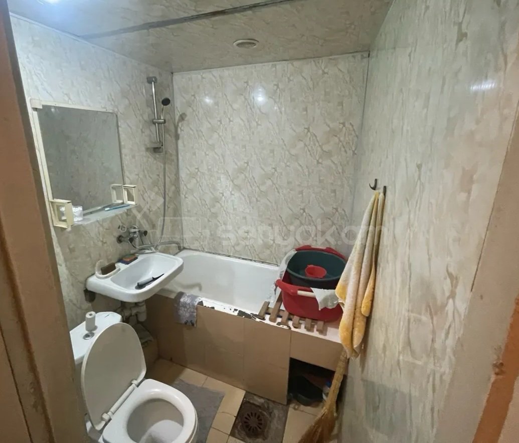 2 Սենյականոց Բնակարան Քարե Շենքում, 49քմ, 4/5 հարկ, Պետական Վիճակում