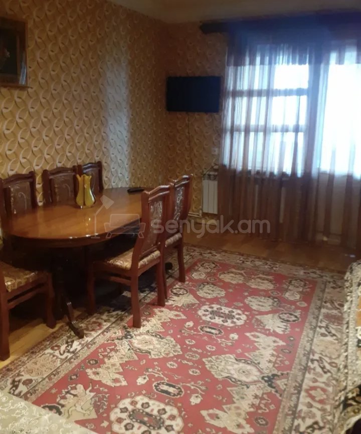 2 Սենյականոց Բնակարան, 61քմ, 4/9 հարկ, Նորմալ Վիճակում, Կահավորված, Արևկող