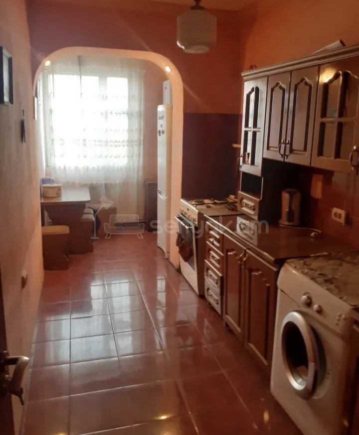 2 Սենյականոց Բնակարան, 61քմ, 4/9 հարկ, Նորմալ Վիճակում, Կահավորված, Արևկող