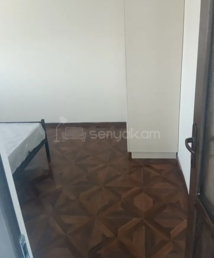 2 Սենյականոց Բնակարան Քարե Շենքում, 60քմ, 3/5 հարկ, Կապիտալ Վերանորոգված, Կահավորված