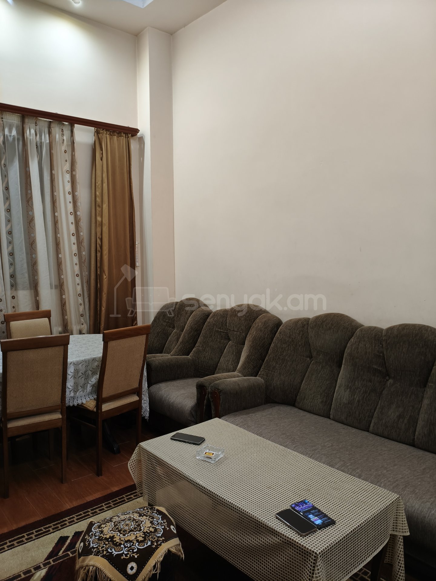 3 Սենյականոց Բնակարան, 68քմ, 1/9 հարկ, Նորմալ Վիճակում, Կահավորված, Արևկող