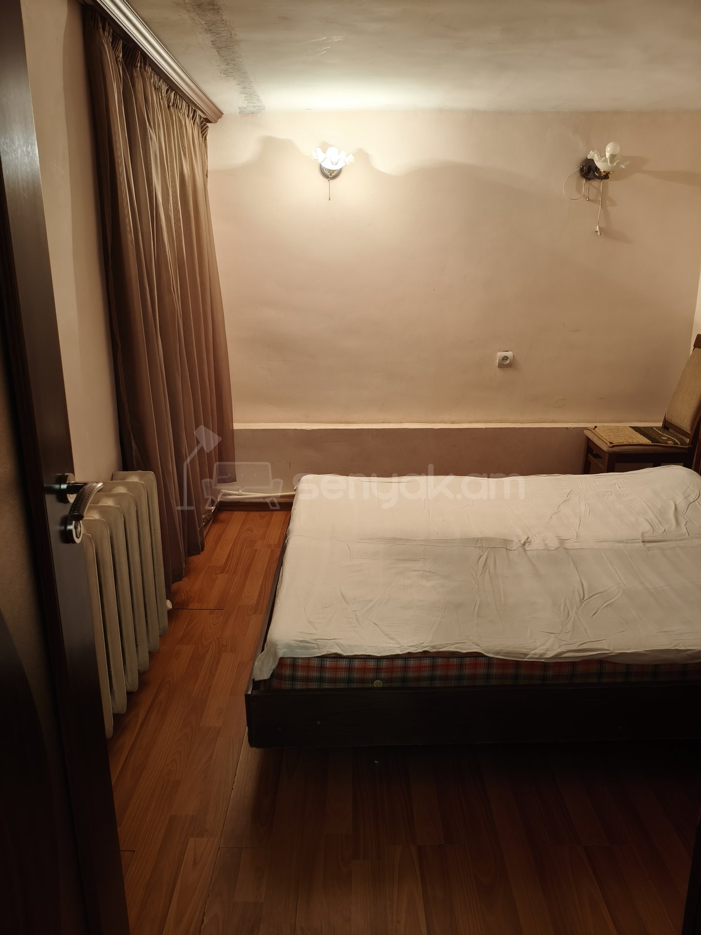 3 Սենյականոց Բնակարան, 68քմ, 1/9 հարկ, Նորմալ Վիճակում, Կահավորված, Արևկող