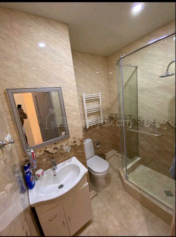 2 Սենյականոց Բնակարան Նորակառույցում, 50քմ, 8/13 հարկ, Կապիտալ Վերանորոգված