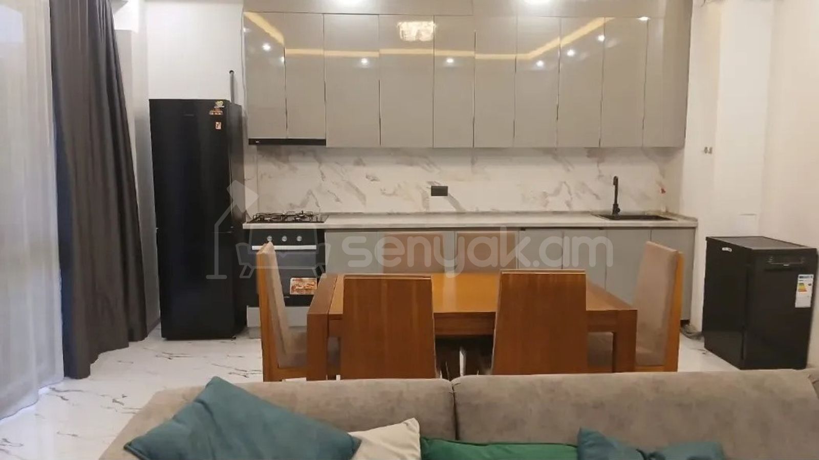 3 Սենյականոց Բնակարան Նորակառույցում, 66քմ, 1/4 հարկ, Դիզայներական Վերանորոգված