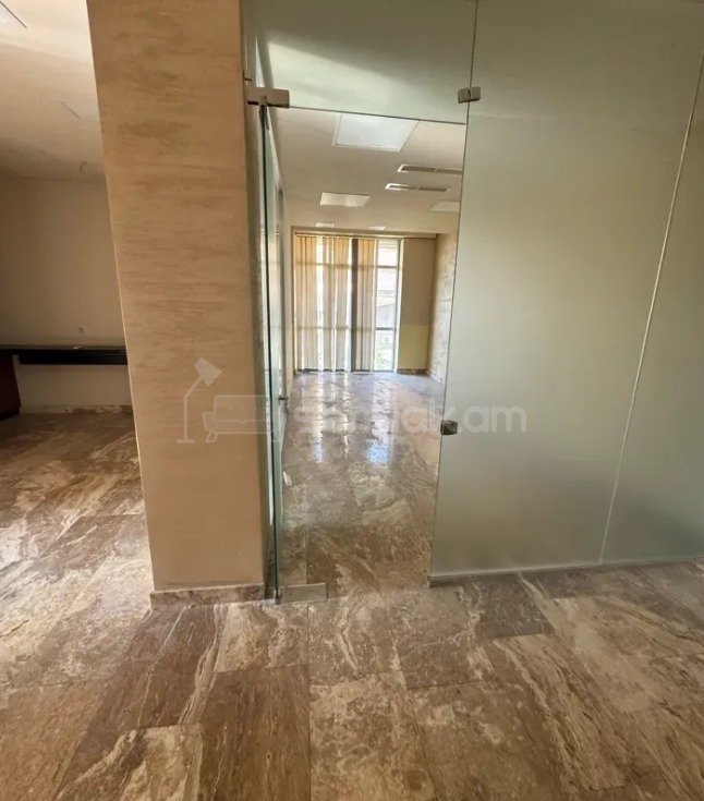 Օֆիսային Տարածք, 806քմ, Կապիտալ Վերանորոգված