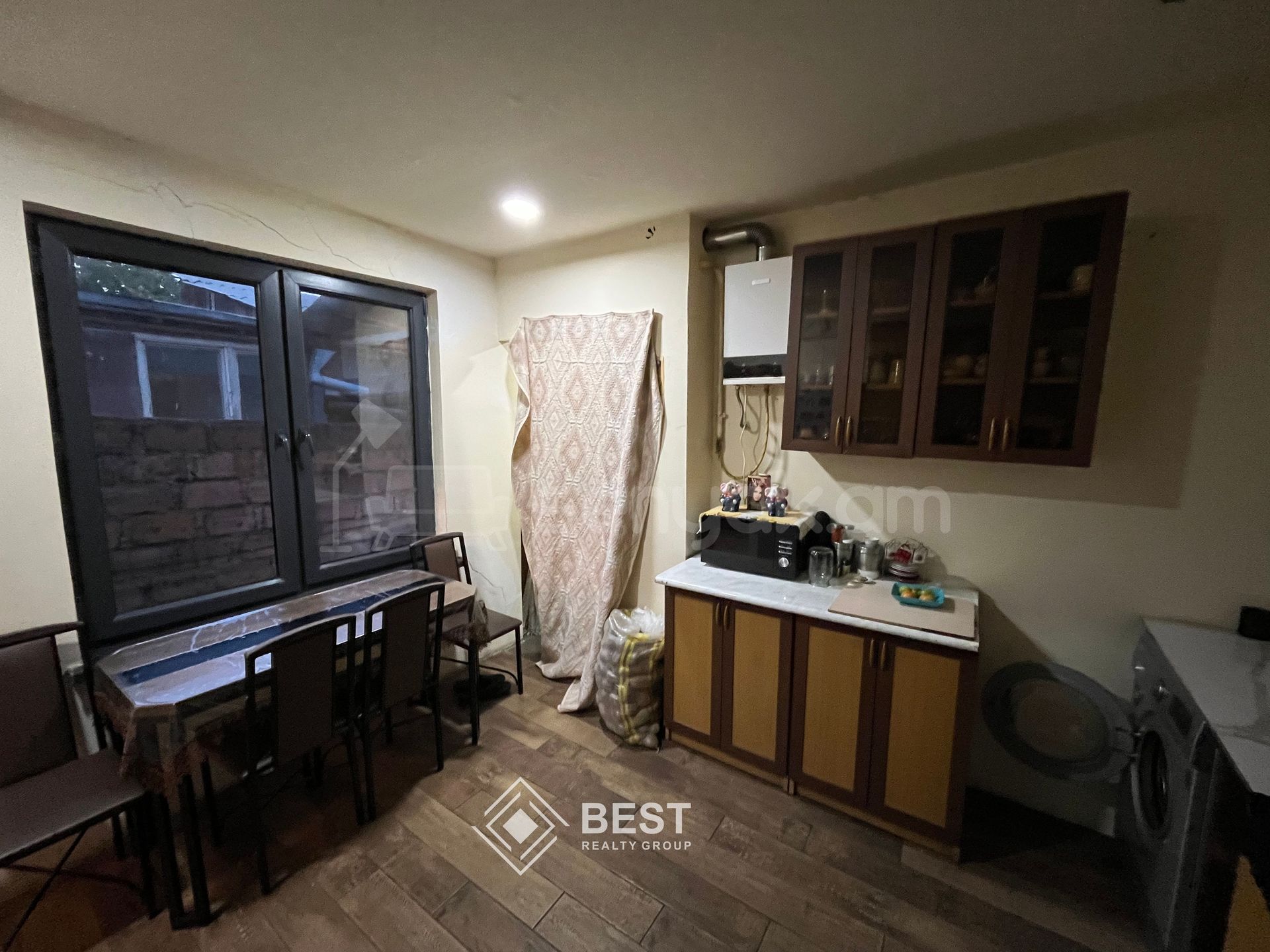 3 Սենյականոց Սեփական Տուն, 87քմ, Կոսմետիկ Վերանորոգված, Ավտոտնակով