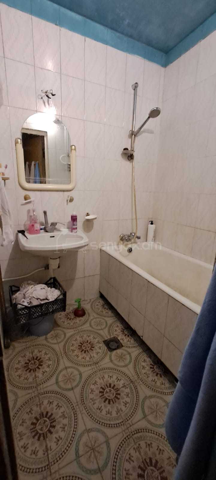 2 Սենյականոց Բնակարան, 66քմ, 1/9 հարկ, Պետական Վիճակում