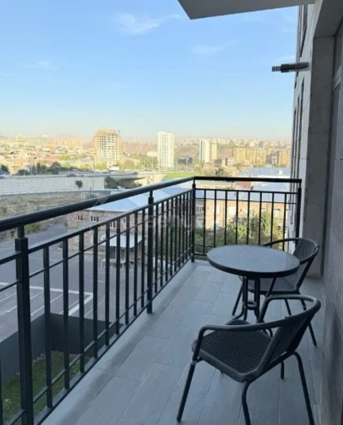 2 Սենյականոց Բնակարան, 50քմ, 5/18 հարկ, Դիզայներական Վերանորոգված, Կահավորված, Արևկող