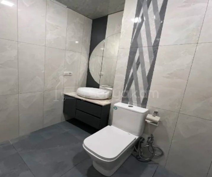 2 Սենյականոց Բնակարան Նորակառույցում, 60քմ, 10/18 հարկ, Դիզայներական Վերանորոգված, Կահավորված, Արևկող