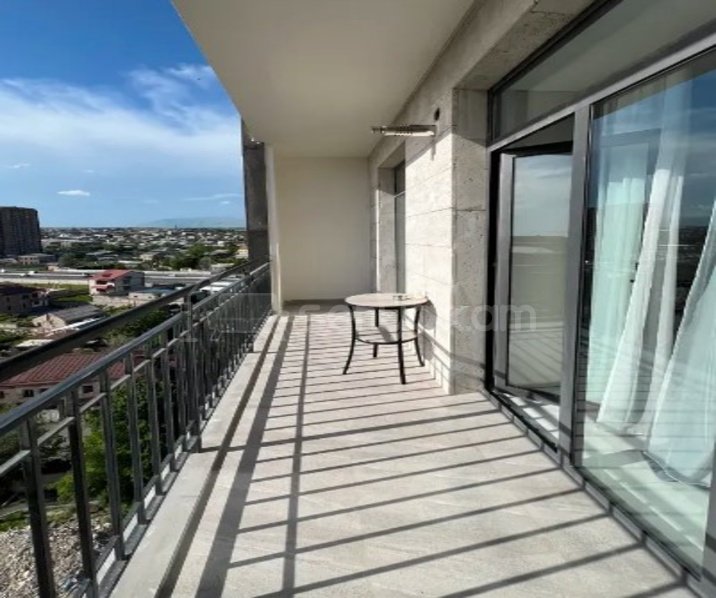 2 Սենյականոց Բնակարան Նորակառույցում, 60քմ, 10/18 հարկ, Դիզայներական Վերանորոգված, Կահավորված, Արևկող