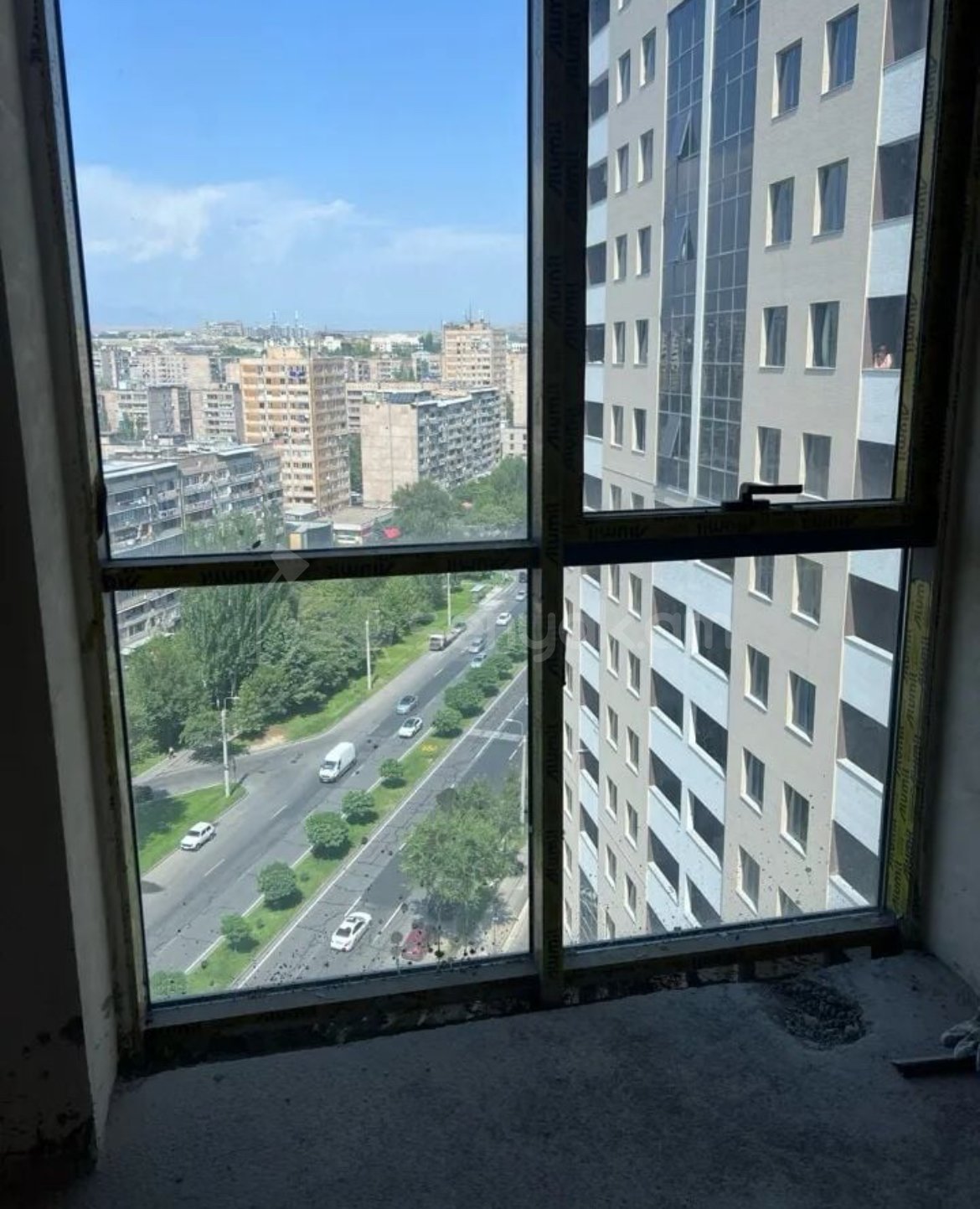 3 Սենյականոց Բնակարան Նորակառույցում, 110քմ, 14/18 հարկ, Զրոյական Վիճակում