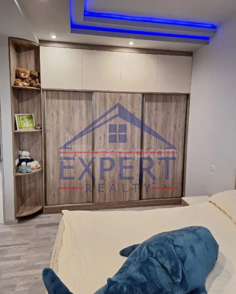 5 Սենյականոց Սեփական Տուն, 201քմ, Կապիտալ Վերանորոգված, Ավտոտնակով