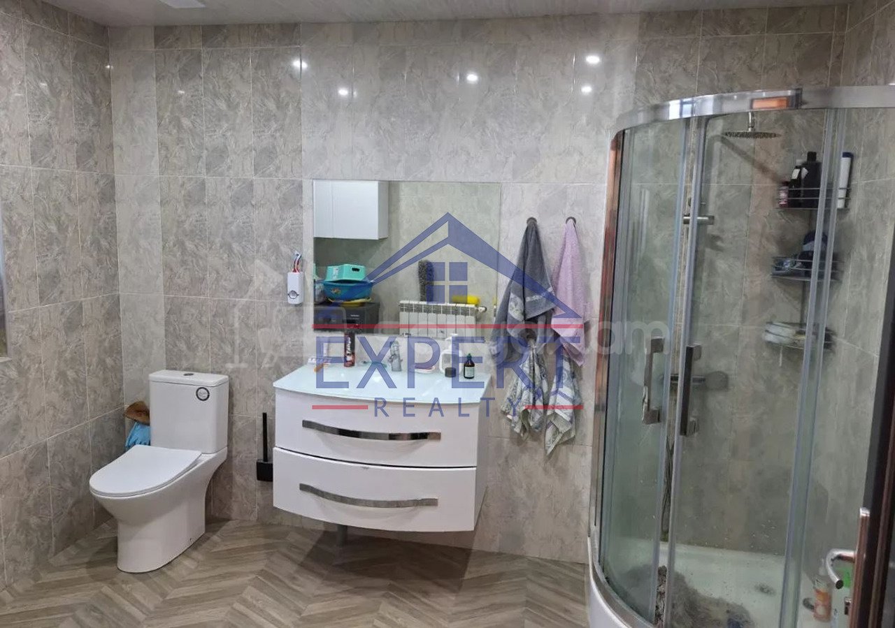 5 Սենյականոց Սեփական Տուն, 201քմ, Կապիտալ Վերանորոգված, Ավտոտնակով