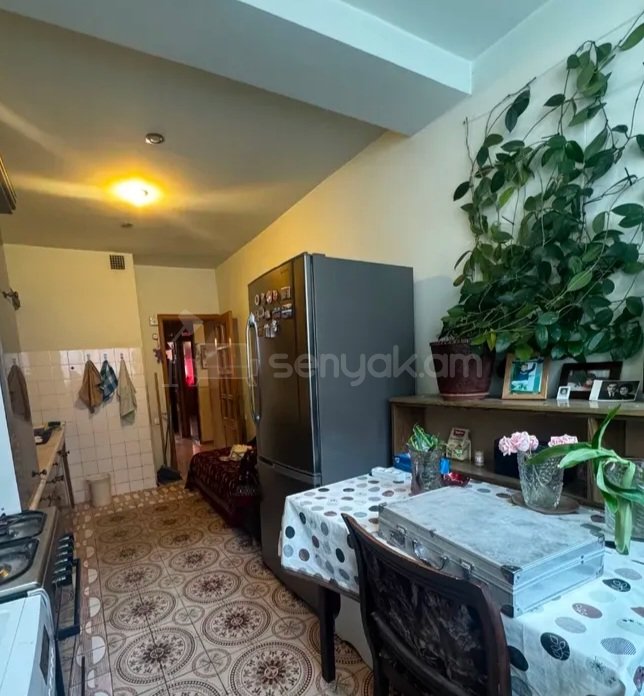 2 Սենյականոց Բնակարան, 70քմ, 3/9 հարկ, Նորմալ Վիճակում, Կահավորված, Արևկող