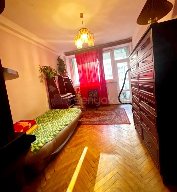 2 Սենյականոց Բնակարան, 70քմ, 3/9 հարկ, Նորմալ Վիճակում, Կահավորված, Արևկող