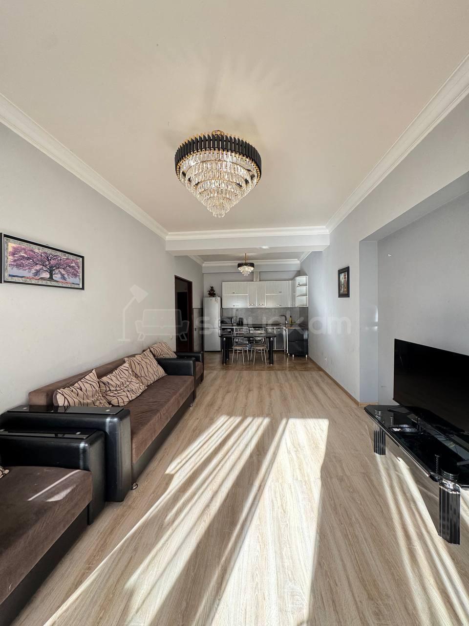 3 Սենյականոց Բնակարան, 110քմ, 8/14 հարկ, Դիզայներական Վերանորոգված, Կահավորված, Արևկող