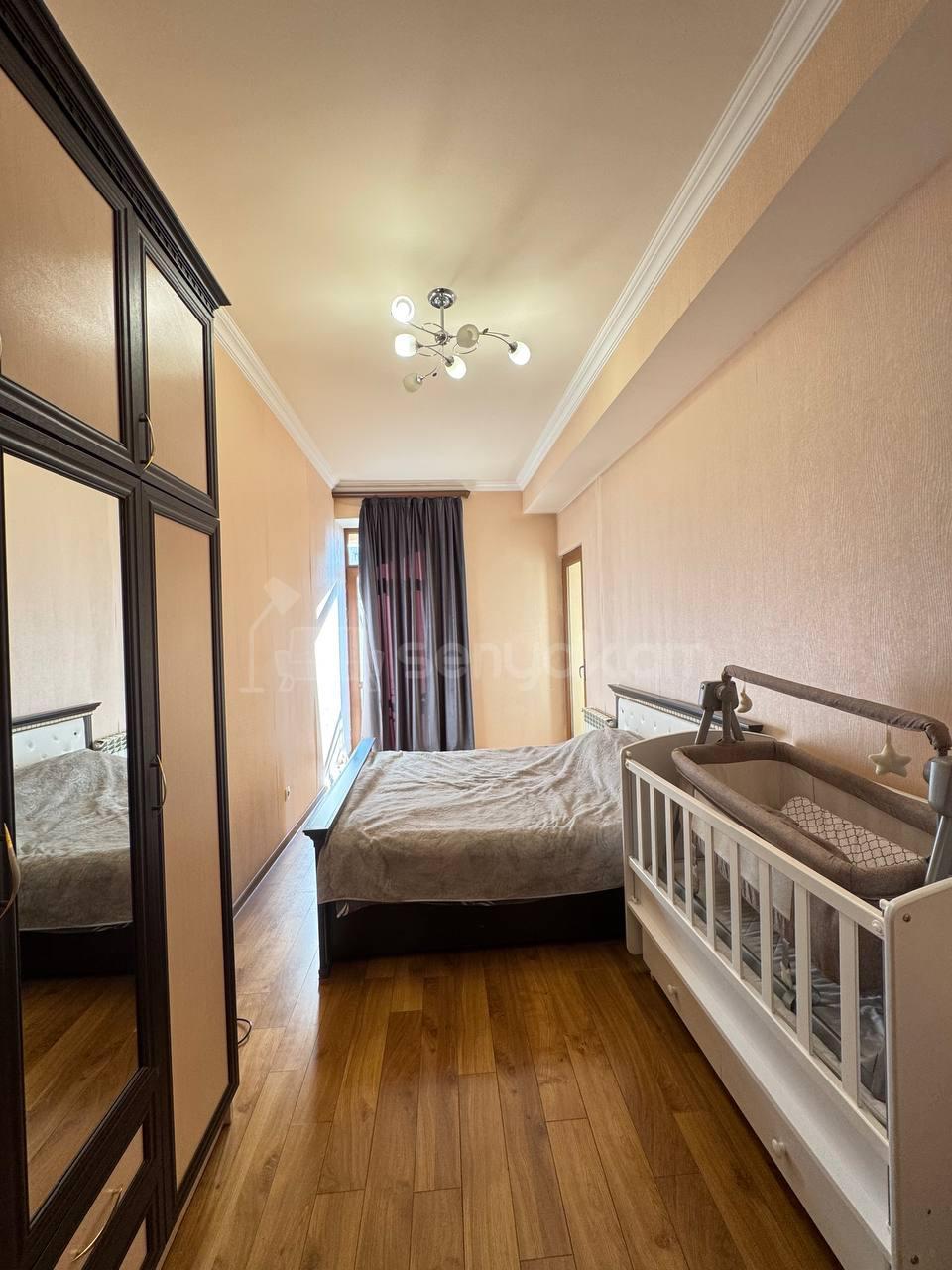 3 Սենյականոց Բնակարան, 110քմ, 8/14 հարկ, Դիզայներական Վերանորոգված, Կահավորված, Արևկող