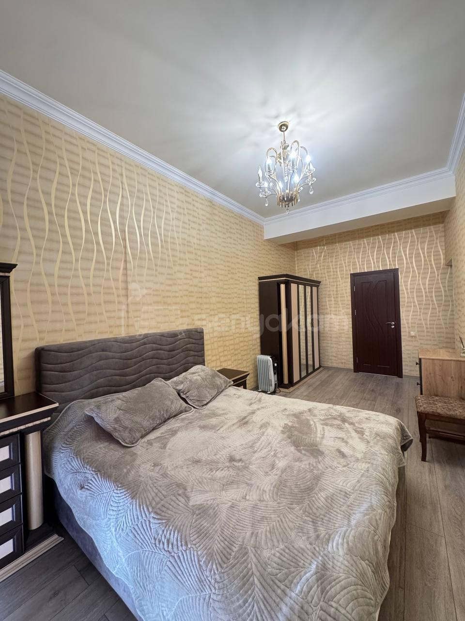 3 Սենյականոց Բնակարան, 110քմ, 8/14 հարկ, Դիզայներական Վերանորոգված, Կահավորված, Արևկող