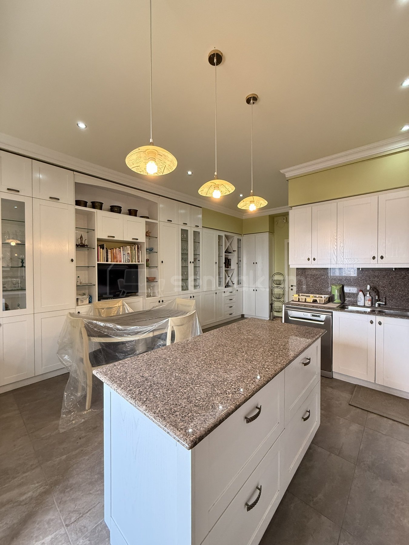 4 Սենյականոց Բնակարան Նորակառույցում, 202քմ, 9/22 հարկ, Կապիտալ Վերանորոգված