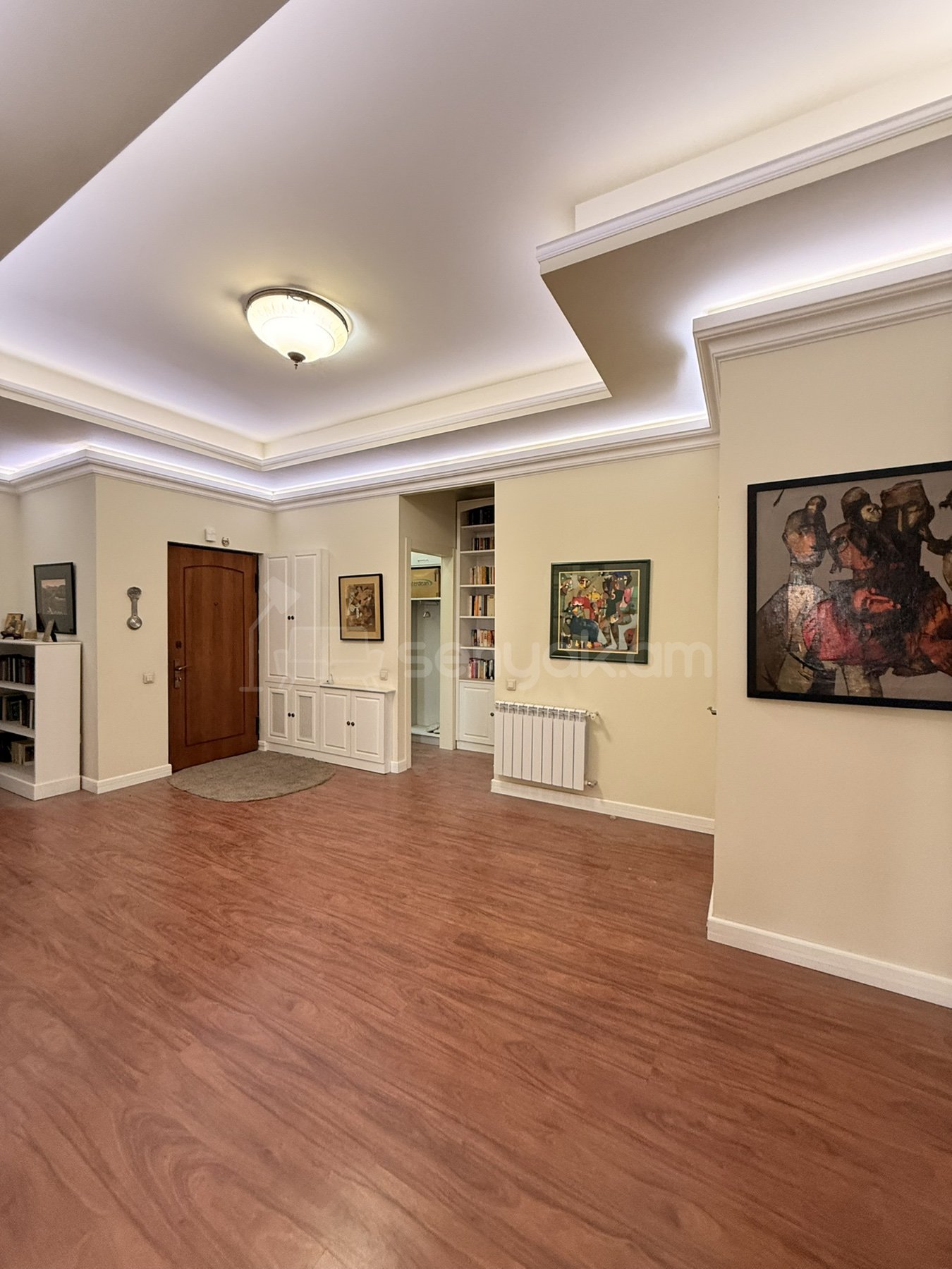 4 Սենյականոց Բնակարան Նորակառույցում, 202քմ, 9/22 հարկ, Կապիտալ Վերանորոգված